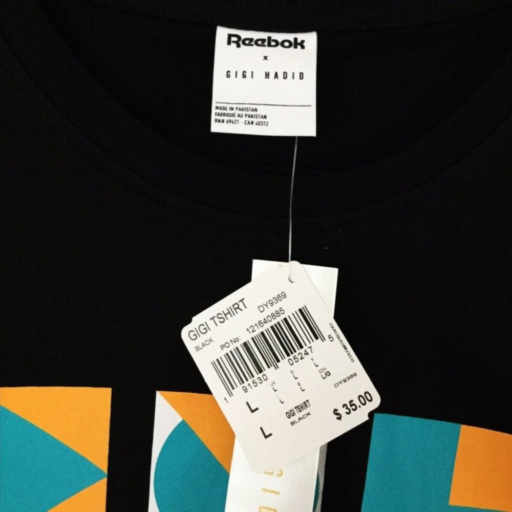 ⛔️SOLD⛔️ REEBOK Gigi Hadid Graphic T-Shirt Black L - Picture 11 of 12